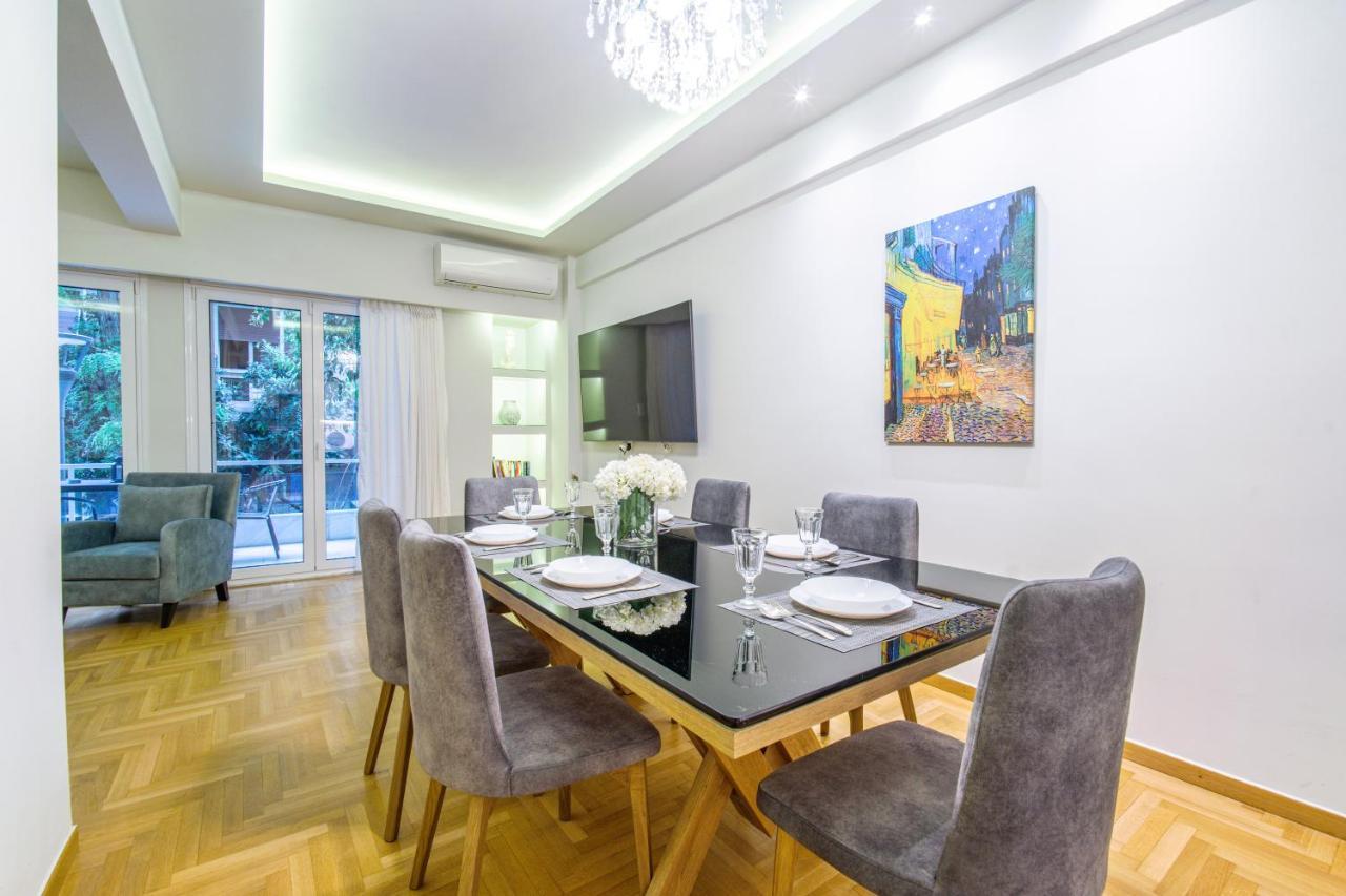 Urban Luxury On A Quiet Street In The Center Of Athens Apartment Bagian luar foto